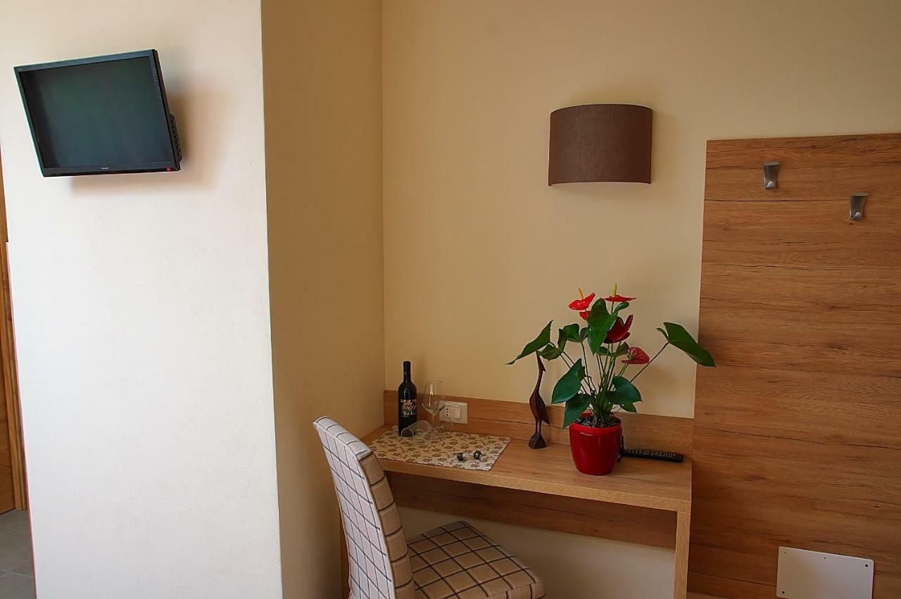 Botton D'Oro Delle Dolomiti Bed & Breakfast Vattaro Екстериор снимка
